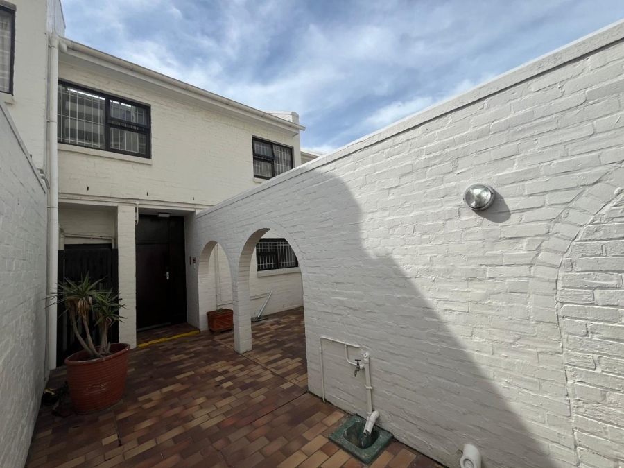 To Let 3 Bedroom Property for Rent in Humewood Eastern Cape